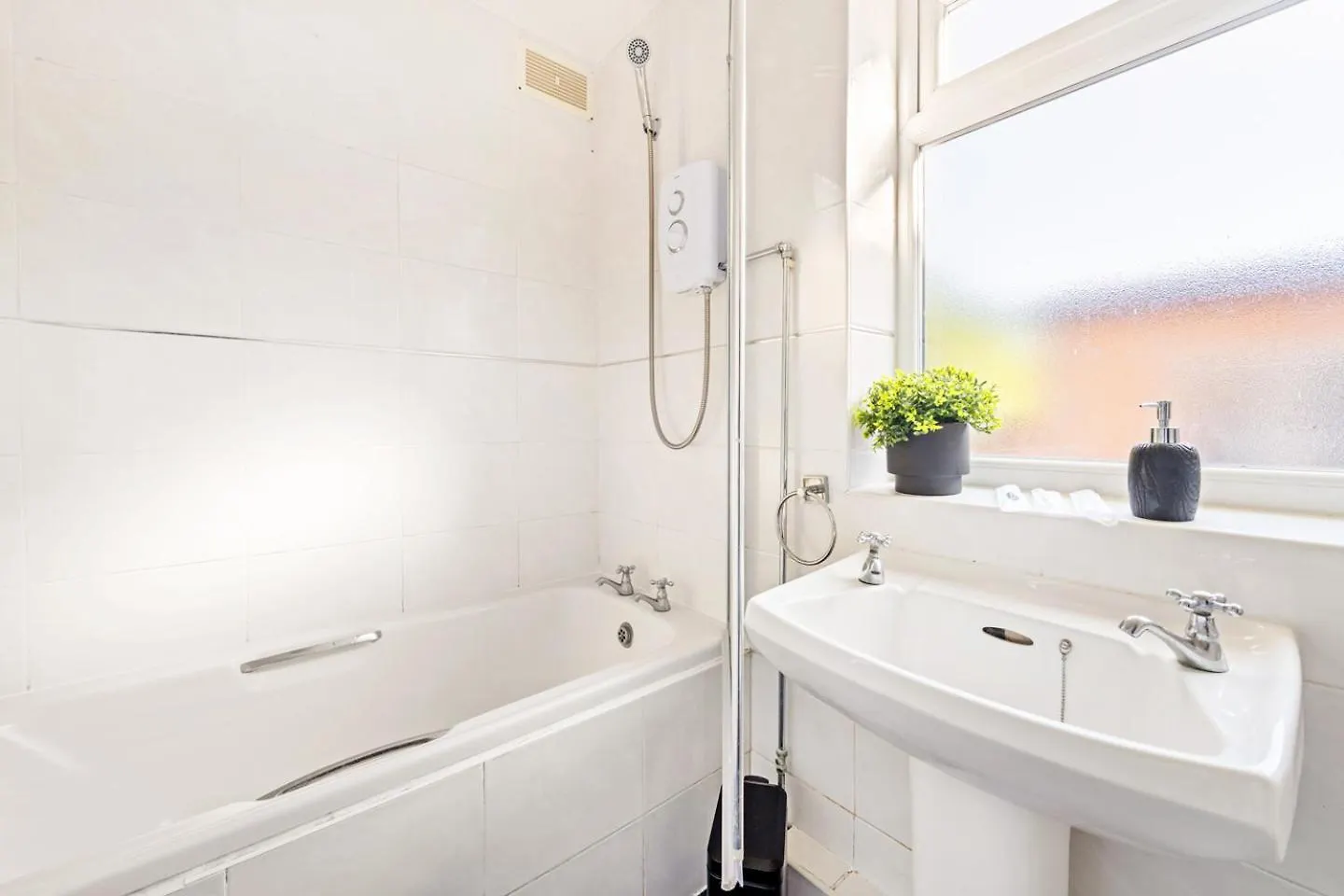 Holiday home Perfect 3Br Family Home Comfort & Charm Nottingham United Kingdom
